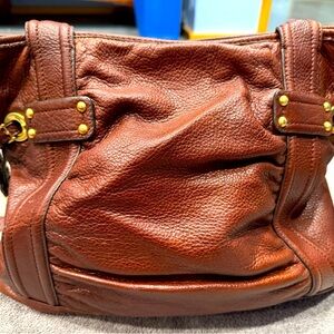 B. Makowski brown leather purse